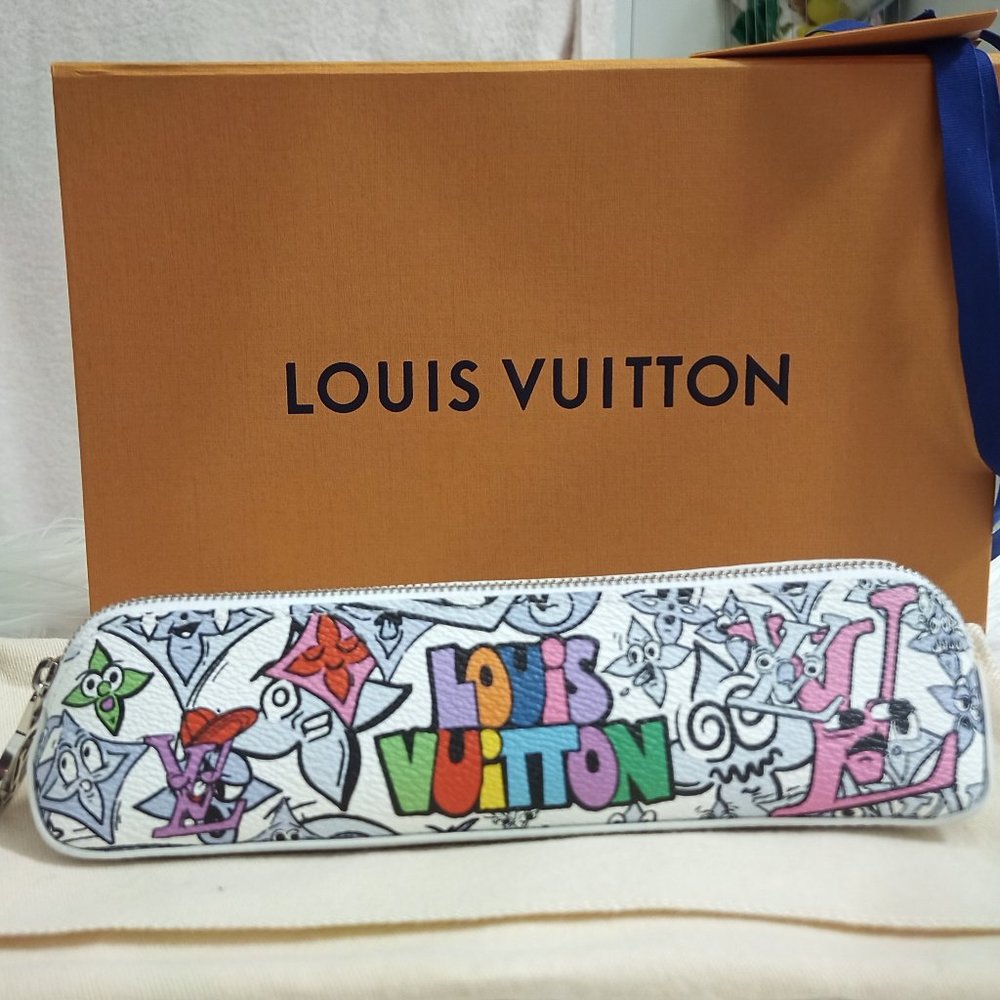 LV COMICS Pencil Pouch (SS23 Virgil's Last Project) Brand New, Full Incl… - Picture 10 of 10